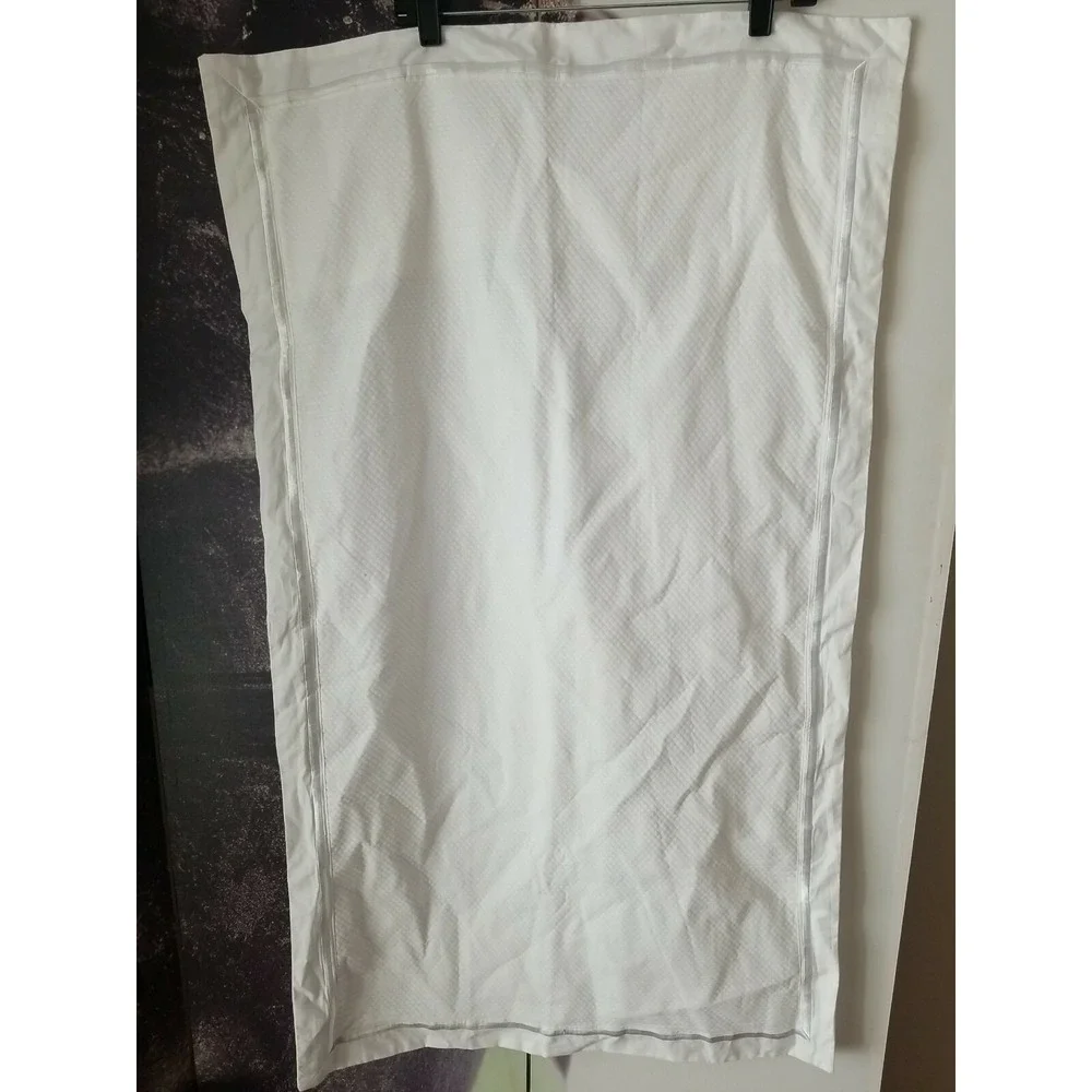 NWOT 1 PURE HOTEL White Blue Silver‎ Embroidered Frame Cotton King Sham